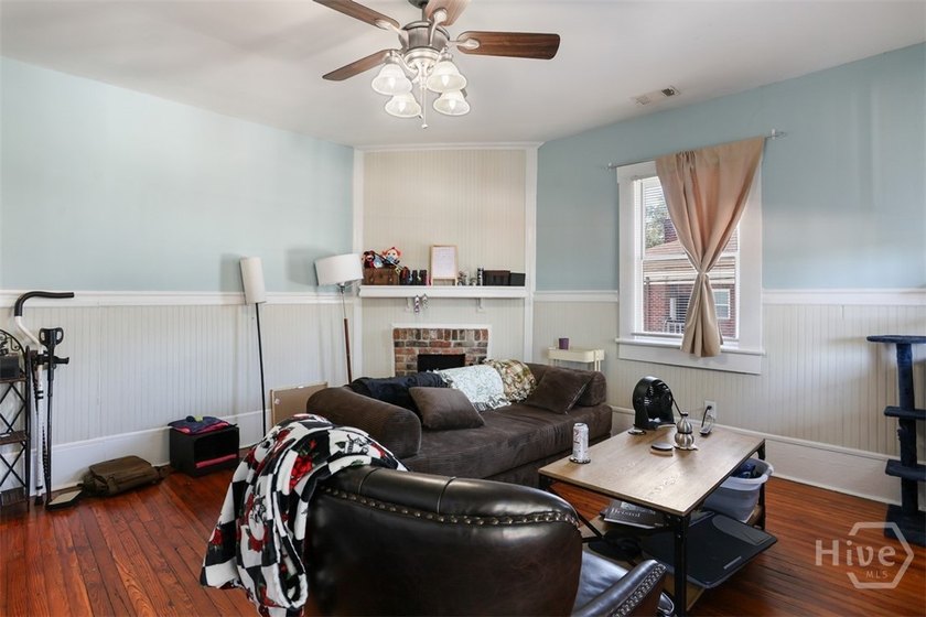 HAVE YOU BEEN LOOKING FOR A DUPLEX WHERE YOU CAN LIVE IN ONE - photo 33
