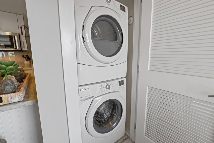 The buyer's condo did not close, so this contract fell through - photo 52