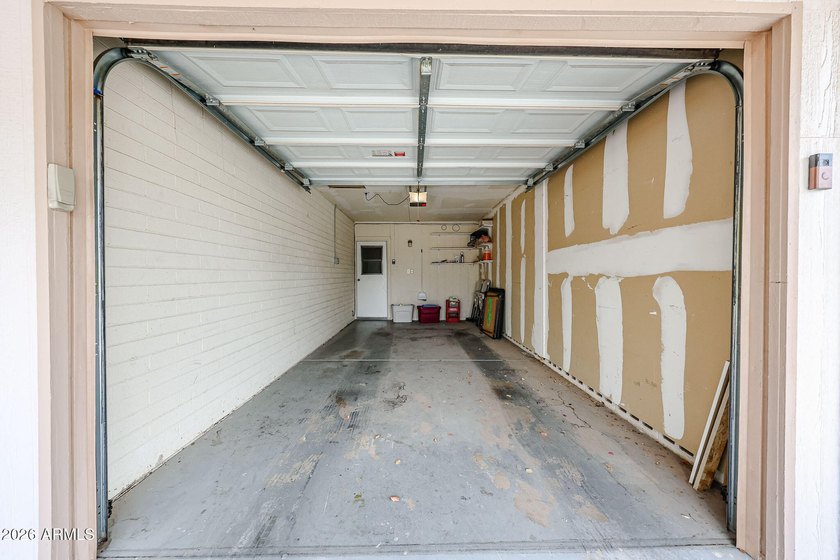 Welcome to Phase 1 of Sun City! This Ready-To-Enjoy 2-BDRM - photo 15