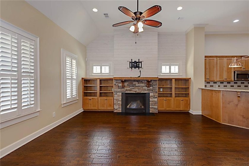 Welcome to 3315 Double Eagle Lane, where low-maintenance living - photo 5