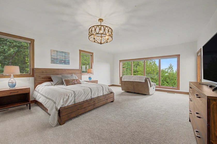 Experience exceptional and extremely private waterfront living - photo 20
