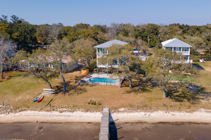 Life on the Santa Rosa Sound does not get much better than this! - photo 36