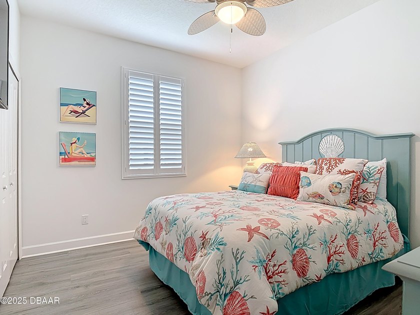 Welcome to your slice of paradise! This Dreamsicle Cottage in - photo 22