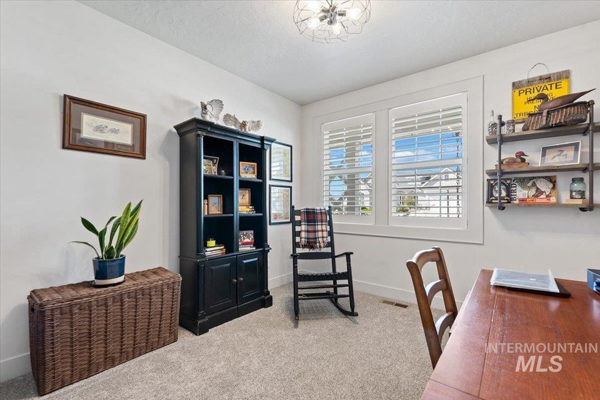 Don't miss this 2018 Parade Home, built by Vantage Homes with - photo 33