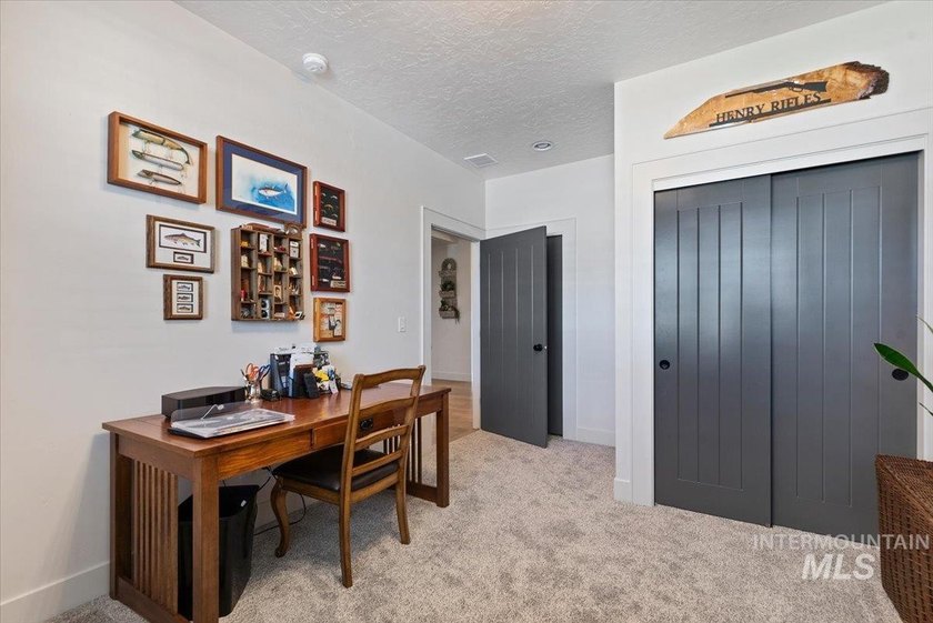 Don't miss this 2018 Parade Home, built by Vantage Homes with - photo 34