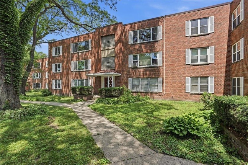 Stylish condo within walking distance to Lake Mendota. This - photo 27
