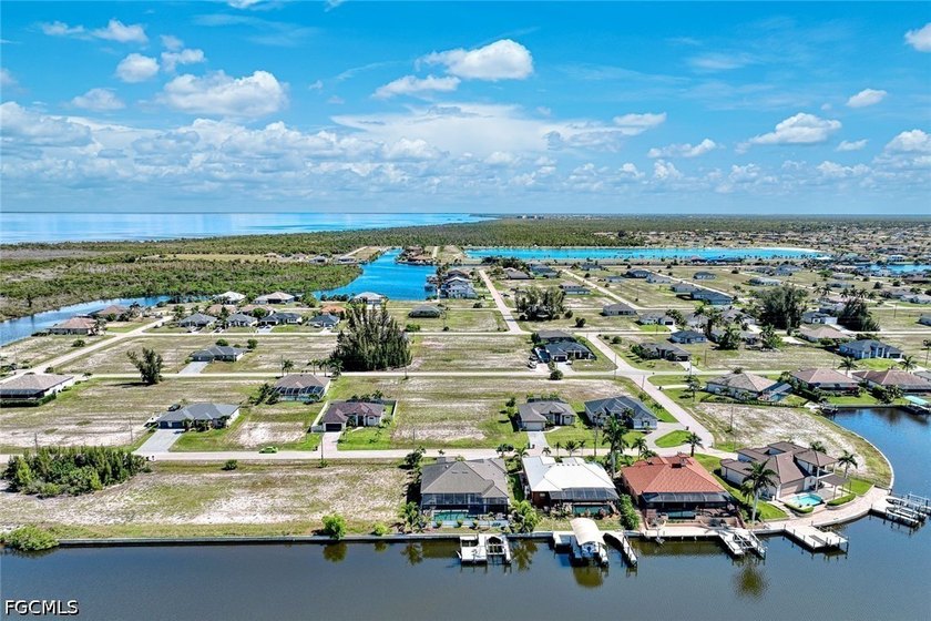 Rare combination of newer construction, panoramic open water - photo 41