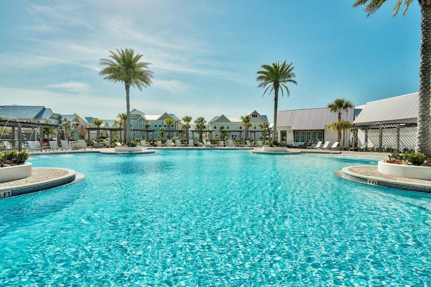 Just Listed- fully furnished, and complete with a golf cart - photo 49