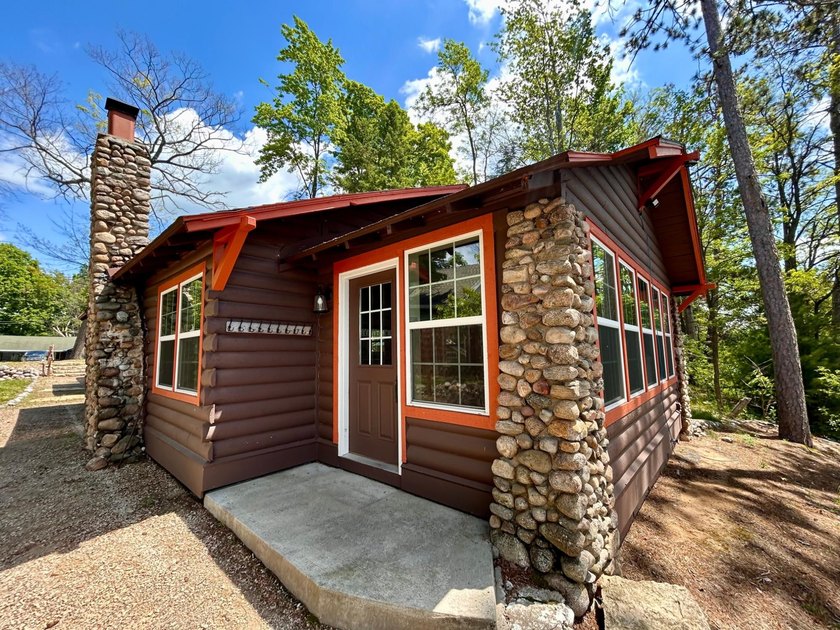 GORGEOUS LAKE HOME WITH PREMIER SANDY FRONTAGE ON - photo 30