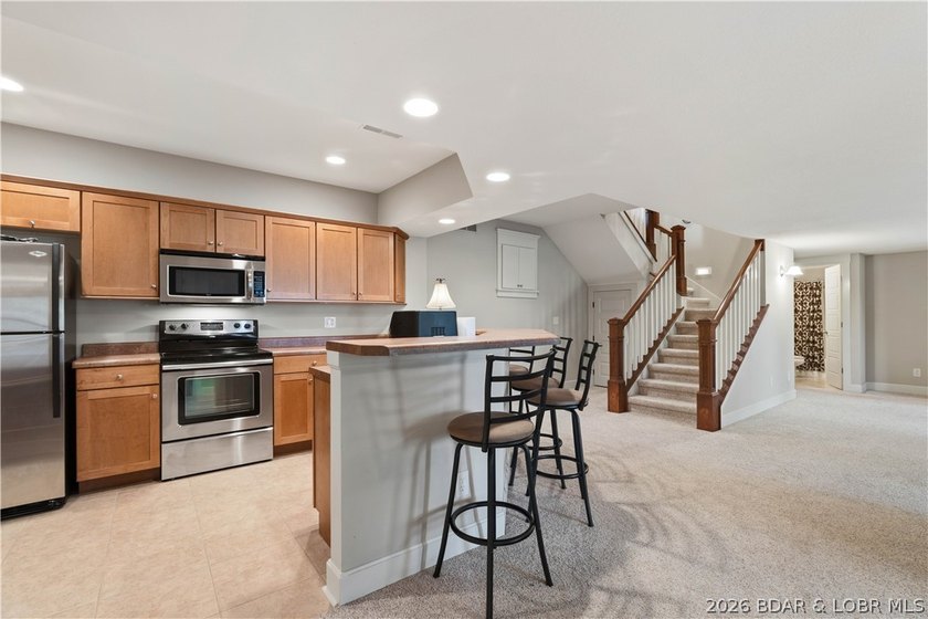Located in a highly sought-after gated, golf cart-friendly - photo 36