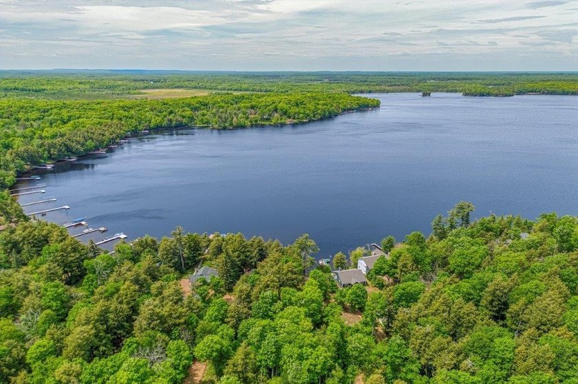 This charming cabin is located on the banks of Enterprise Lake - photo 25