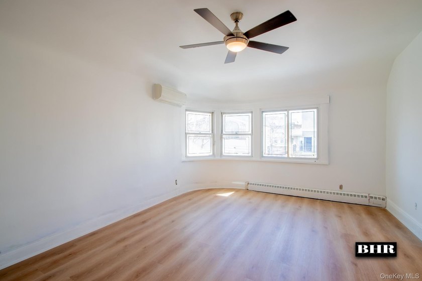 Manhattan Beach - Fully Detached Single-Family Home. Welcome to - photo 9