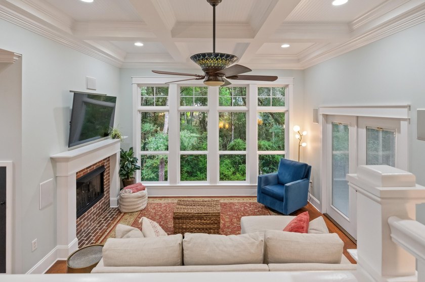 Assumable 4.75 VA Mortgage. You'll fall in love with this - photo 12