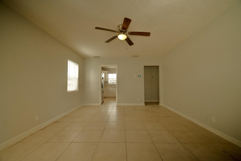 Charming opportunity steps from Singer Island! This property - photo 17