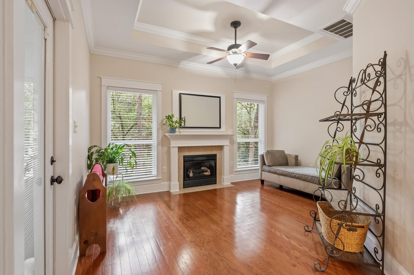 Assumable 4.75 VA Mortgage. You'll fall in love with this - photo 40