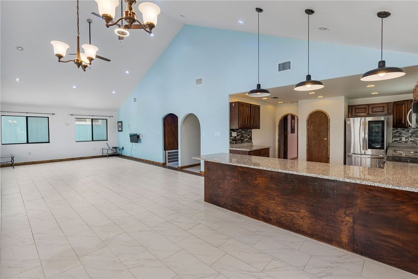 Welcome to your Rockport retreat. This stunning four bedroom - photo 3