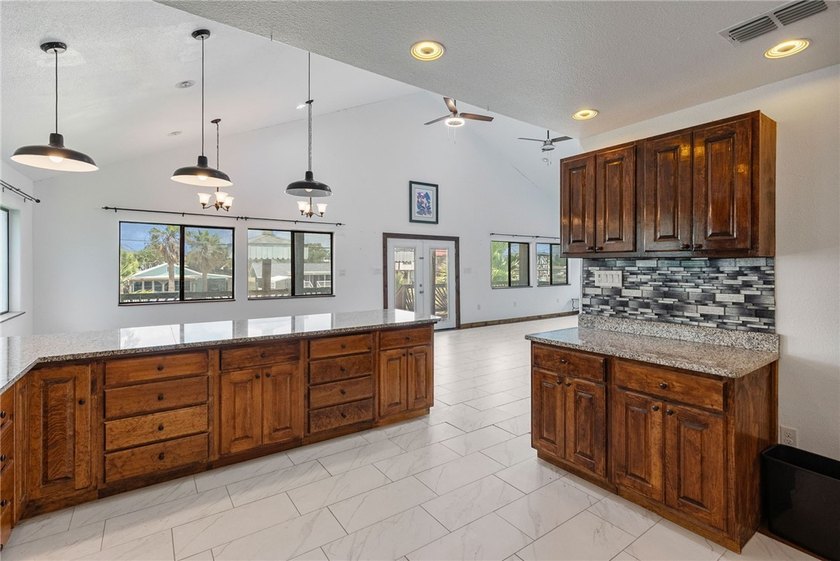 Welcome to your Rockport retreat. This stunning four bedroom - photo 7