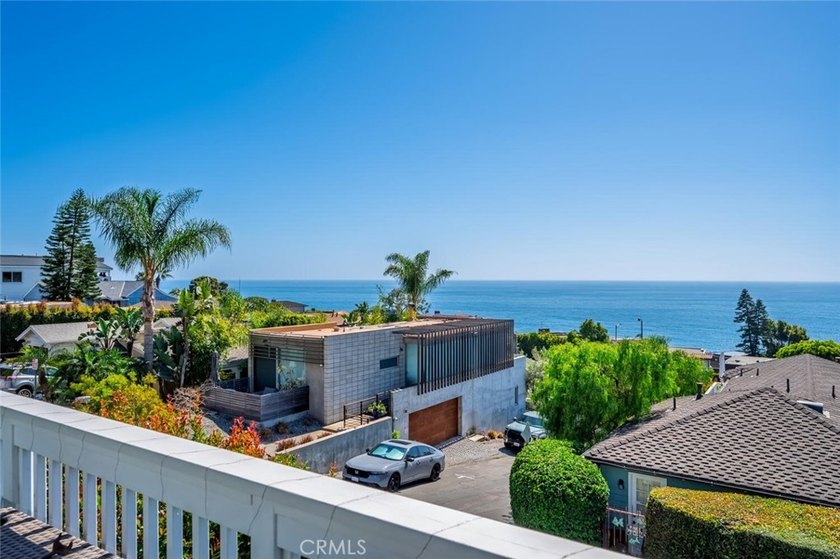 Modern coastal charm: A reimagined craftsman retreat Discover - photo 7