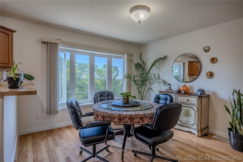 Welcome to this 4-bedroom, 3-bath lake-area-retreat with - photo 14