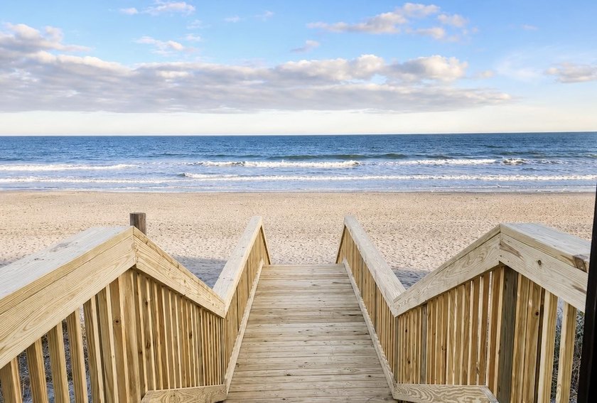 Wake up to sparkling Atlantic Ocean views in this cheerful - photo 30