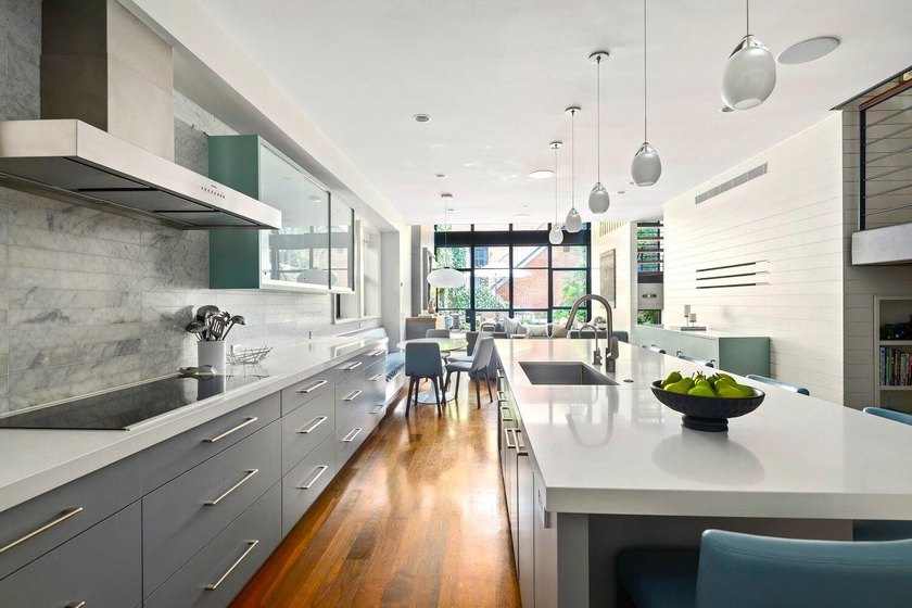435 Henry Street is one of the most remarkable townhouses in - photo 6