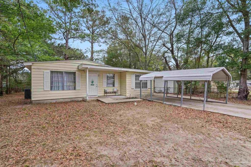 Back on market due to buyer's inability to obtain financing! - photo 2