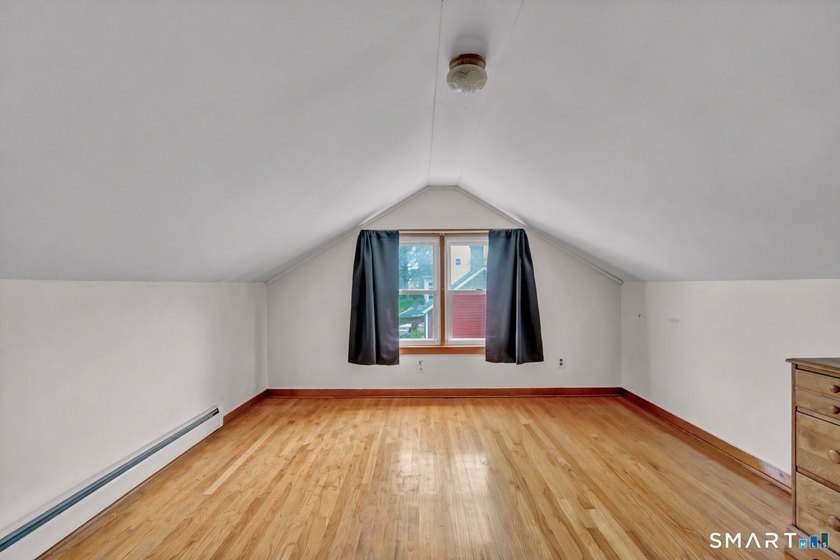 Charming 3 bedroom Cape offering comfortable living space &amp; - photo 23