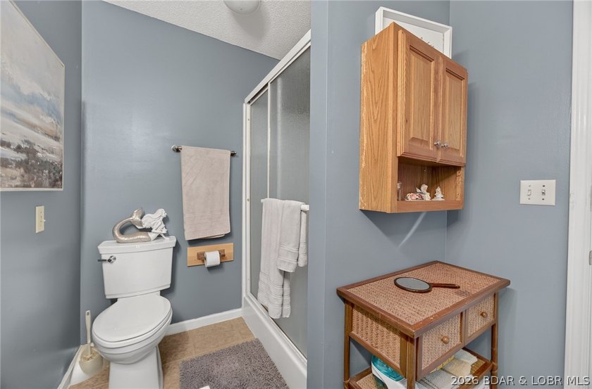 Lakefront living is easy in this 4 bedroom, 2.5 bath home - photo 27