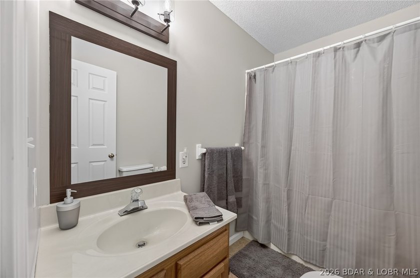 Lakefront living is easy in this 4 bedroom, 2.5 bath home - photo 34