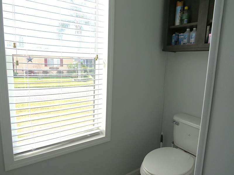 This 1,196 sq. ft., 2-bedroom, 2-bath manufactured home is - photo 22