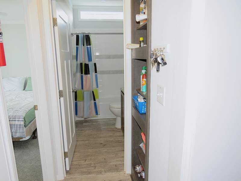 This 1,196 sq. ft., 2-bedroom, 2-bath manufactured home is - photo 32