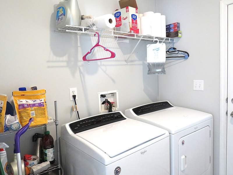 This 1,196 sq. ft., 2-bedroom, 2-bath manufactured home is - photo 36