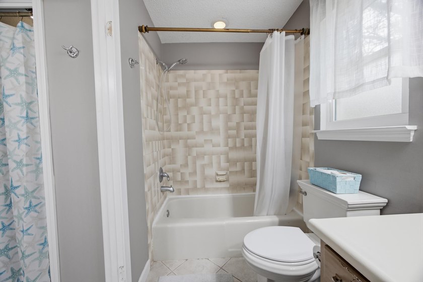 Welcome Home! This beautifully maintained home in The Woodlands - photo 42