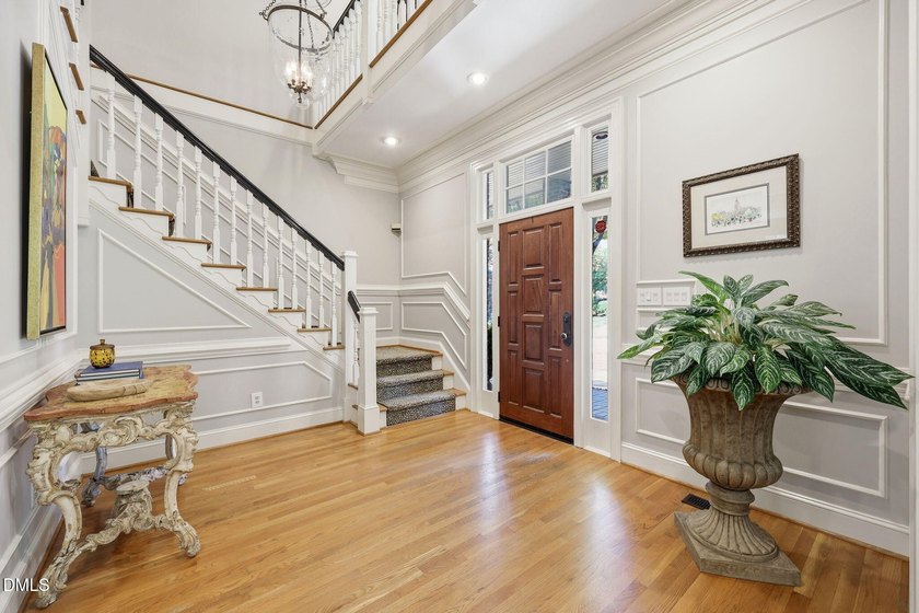 Quietly tucked away in North Ridge, this custom estate captures - photo 10