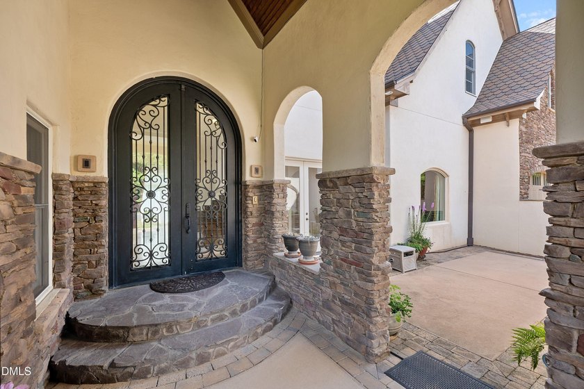Welcome to this exceptional luxury estate in the prestigious The - photo 7