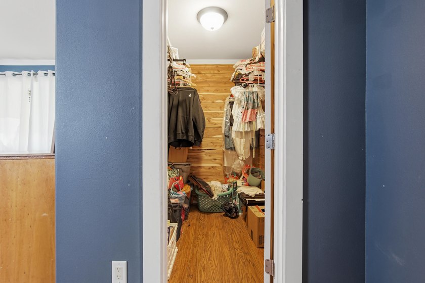 Discover the perfect blend of country living on this beautiful - photo 25