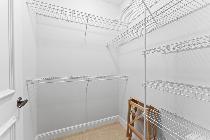 Downtown Fort Lauderdale Townhouse in Gated Community. Corner - photo 28