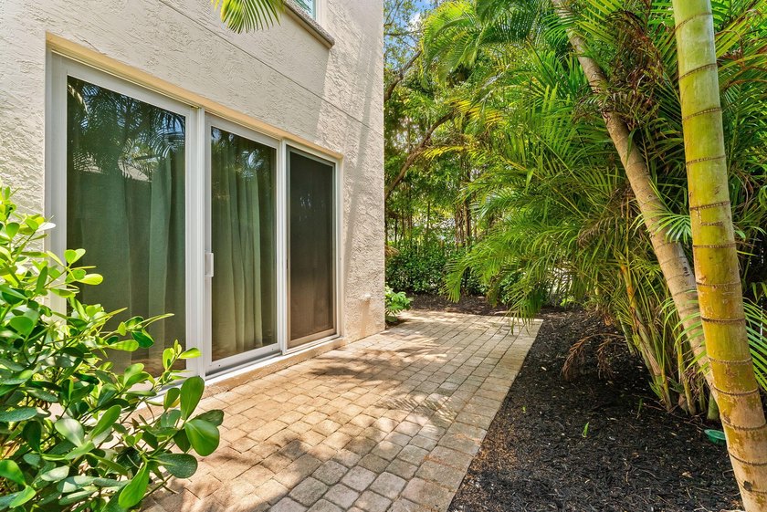 Downtown Fort Lauderdale Townhouse in Gated Community. Corner - photo 31
