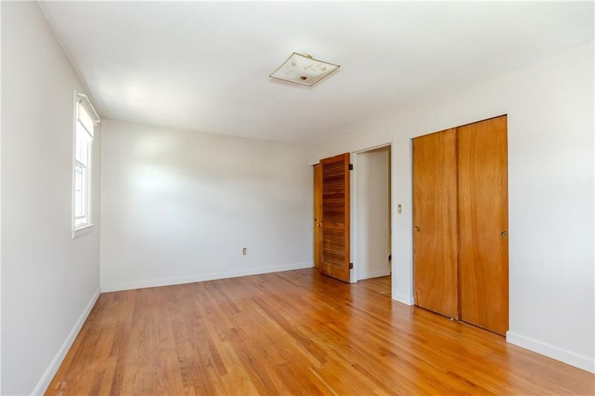 Timeless charm, abundant natural light, and an unbeatable - photo 31
