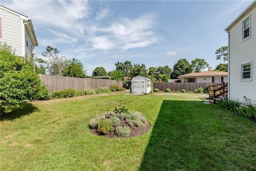 Timeless charm, abundant natural light, and an unbeatable - photo 43