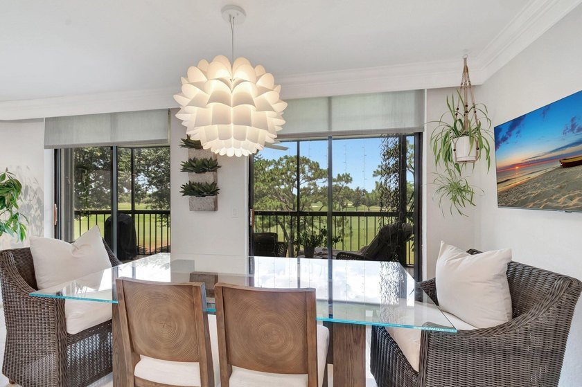 Finest location in Palm Beach, ultra- private, golf course and - photo 15