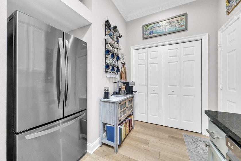 Welcome to 65 Courtyard Circle, where coastal living meets - photo 17