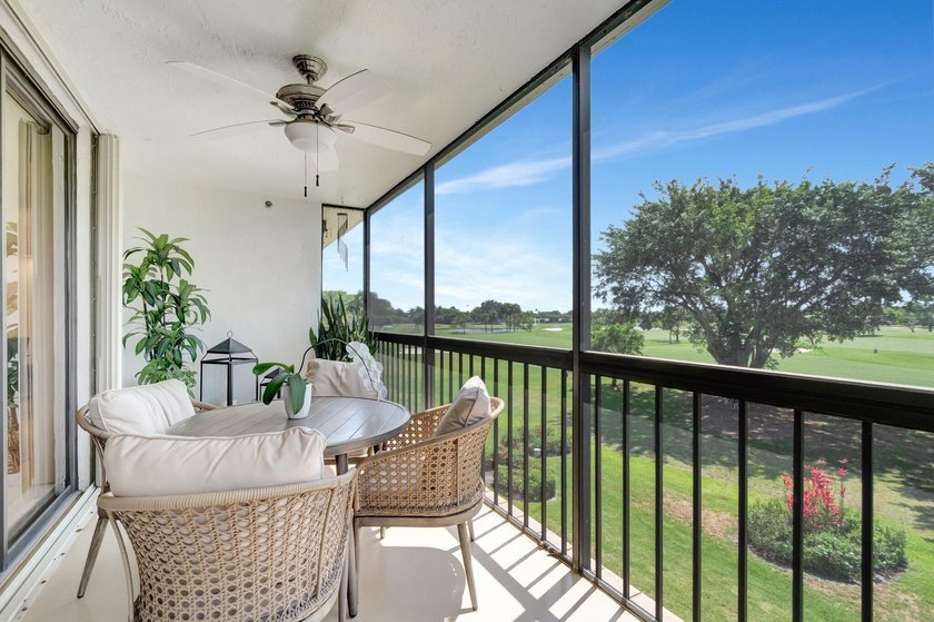 Finest location in Palm Beach, ultra- private, golf course and - photo 32