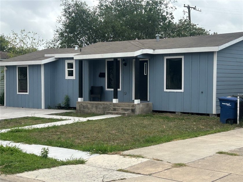 Beautiful home with a complete renovation. This home features a - photo 2