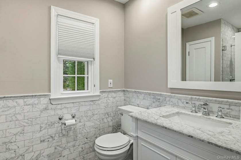 Located in the Village of Flower Hill, 38 Hewlett Lane is a - photo 18