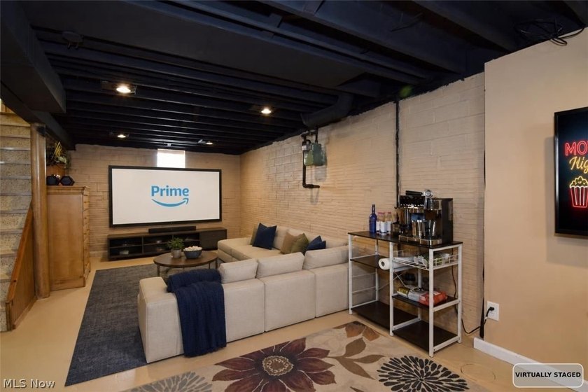 Welcome home to this well-maintained 3-bedroom, 2 full bathroom - photo 23