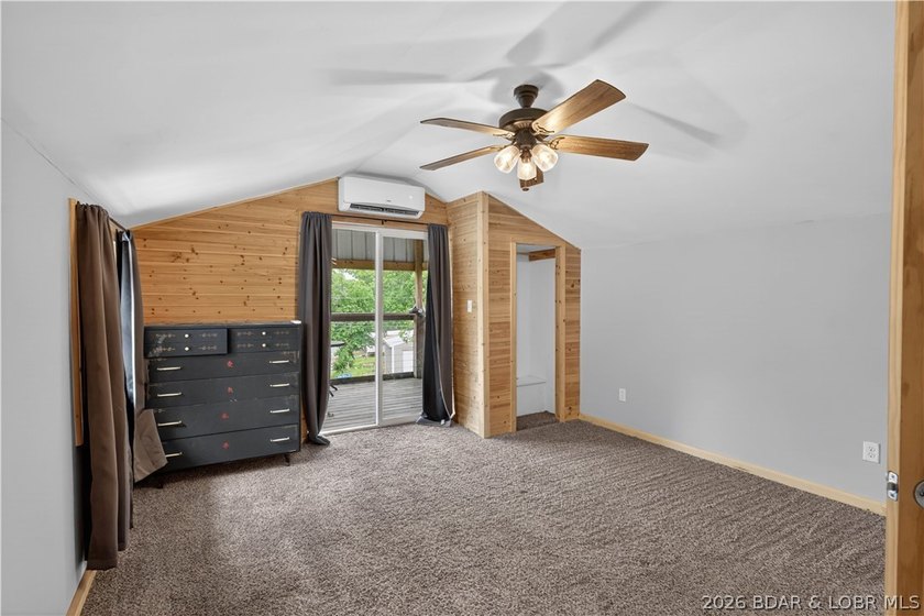 Charming 3-bedroom, 2-bath home located near the Lake of the - photo 27