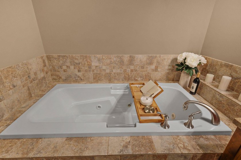 This gorgeous condo greets you with a handsome craftsman - photo 33