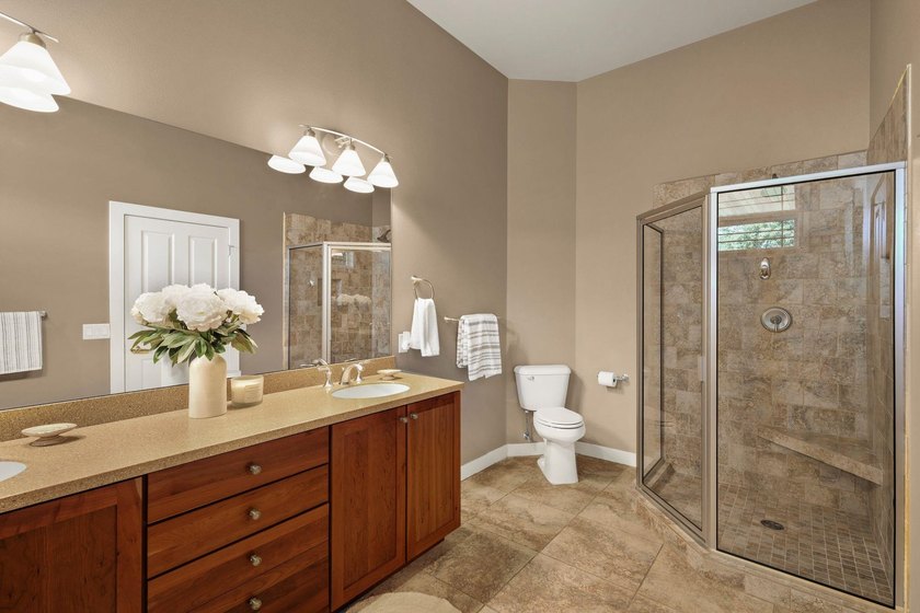 This gorgeous condo greets you with a handsome craftsman - photo 34