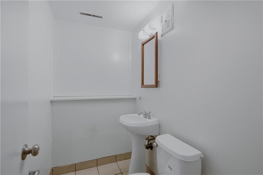 Tucked away in the heart of Portsmouth, 117 Canonchet Road - photo 30